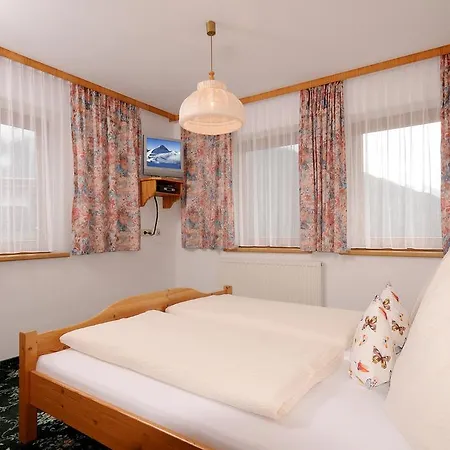Haus Leonhard Appartement *