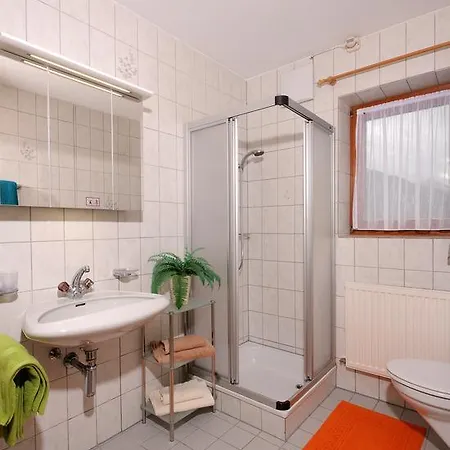 Haus Leonhard Lägenhet