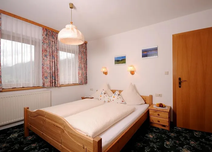 Haus Leonhard تكس